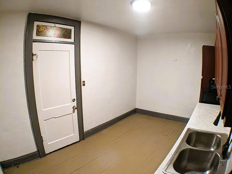 401 Colonia Ln E #10 — Photo 10