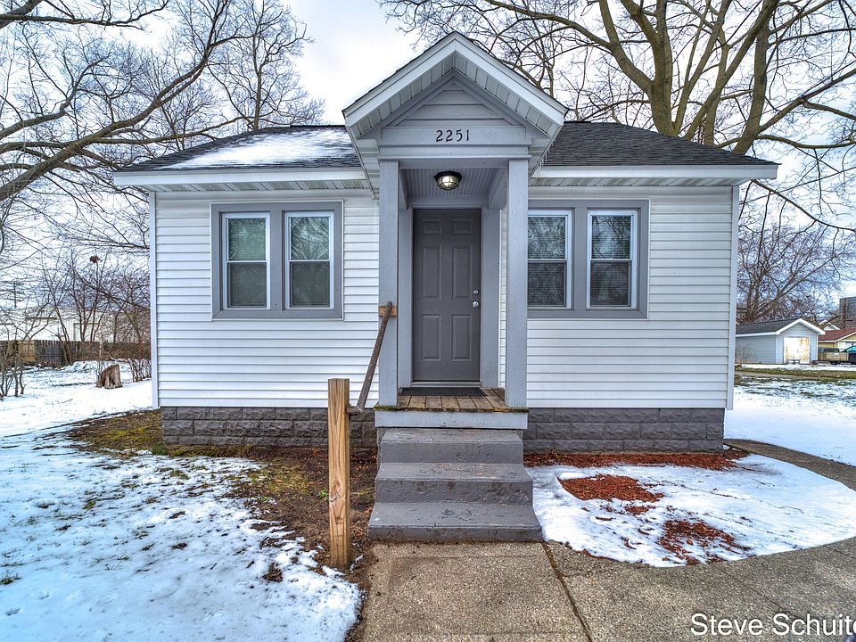 1st image of 2251 Beidler St