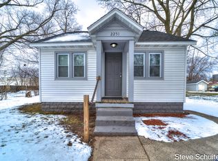 2251 Beidler St, Muskegon, MI 49441