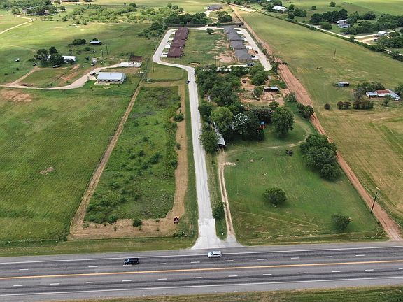 4th image of 16020 US HIGHWAY 87