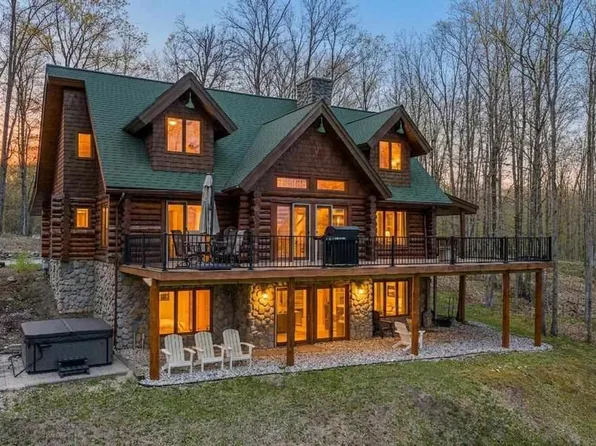 2050 Timber Ridge Trl, Boyne City, MI 49712