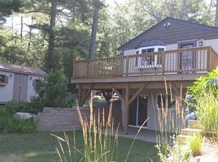 5 Off Shore Dr, Charlton, MA 01507