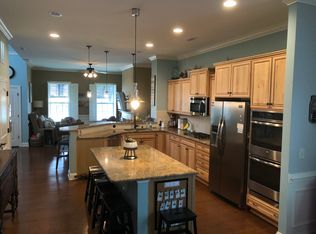 104 Broyles Ct, Holly Springs, NC 27540