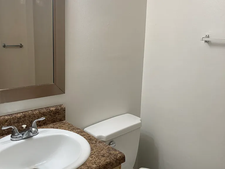 Willow Way Apartments — Photo 17