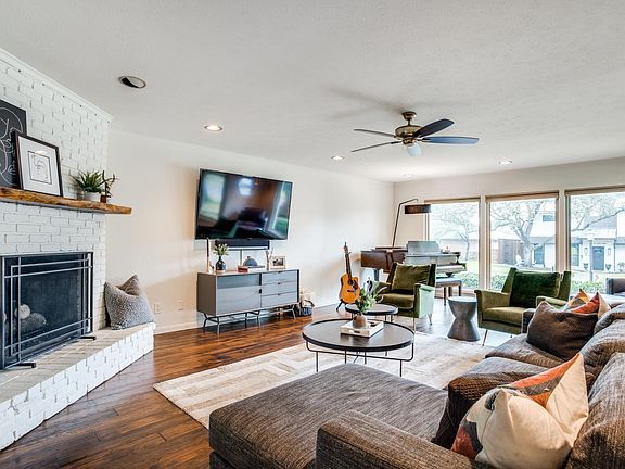 5th image of 10640 Sandpiper Ln
