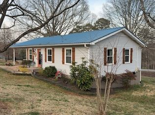 5534 Britt Whitmire Rd, Gainesville, GA 30506
