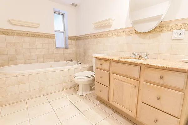 Rented by Twyford Real Estate | media 12