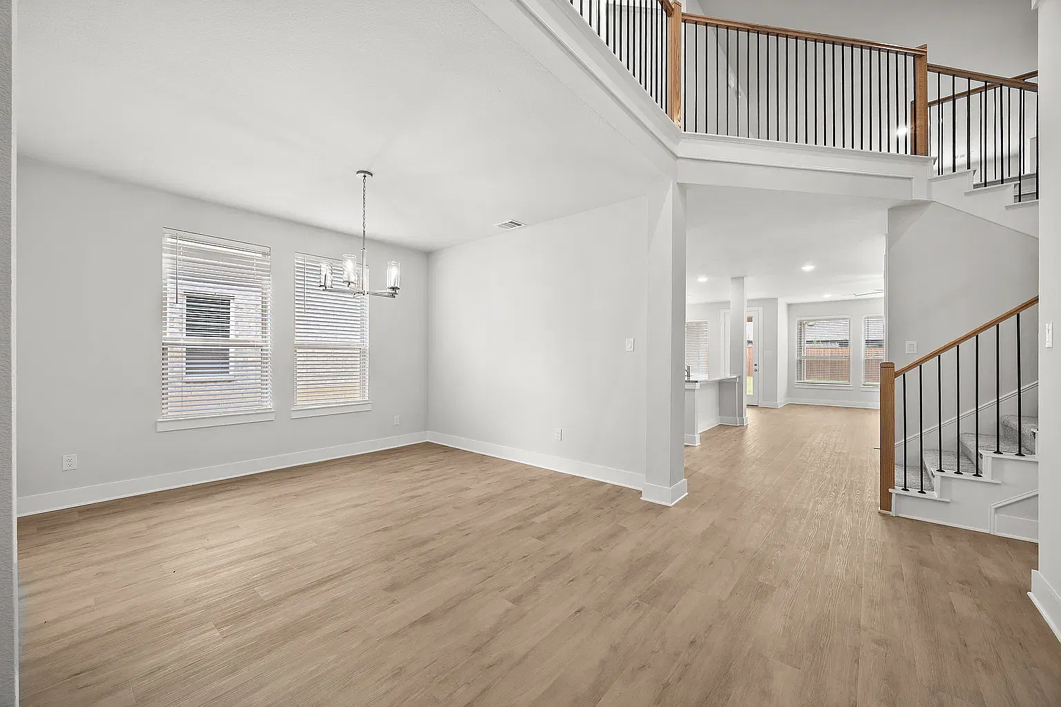 4 bed, 3100 sqft, $3,500 — Photo 3