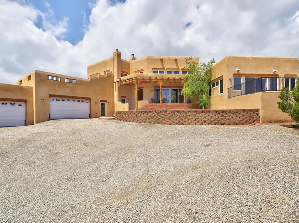 8 Tewa Ct, Sandia Park, NM 87047