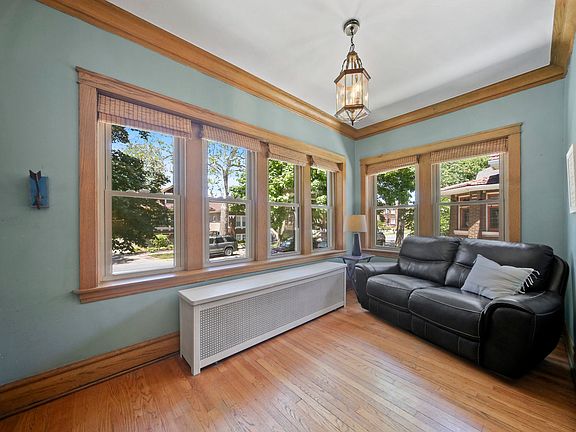 3rd image of 2309 Elmwood Ave