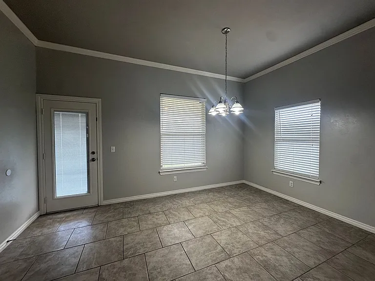 8017 NW 160th Ter — Photo 14