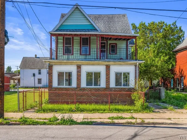 1823 Whitney Ave, Niagara Falls, NY 14301