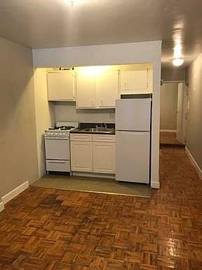 1st image of 544 W 50th St