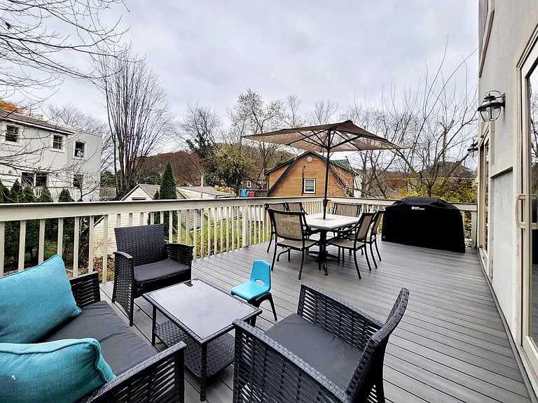 441 Piermont Ave — Photo 5