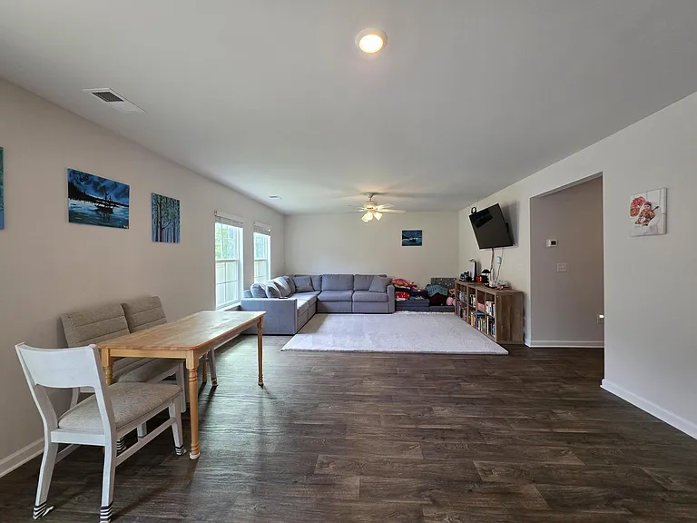 1812 Lacebark Dr — Photo 7