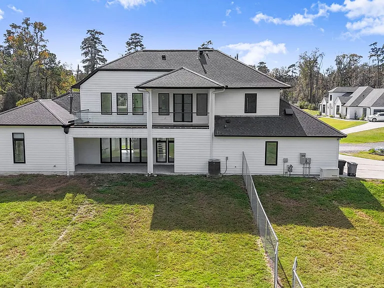 9825 Fawn View Dr — Photo 49