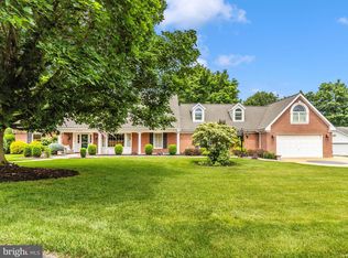11405 Pine Hill Dr, Waynesboro, PA