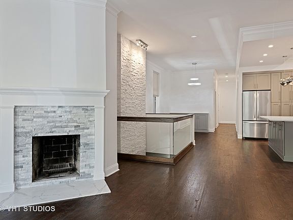 4th image of 4008 N Clarendon Ave