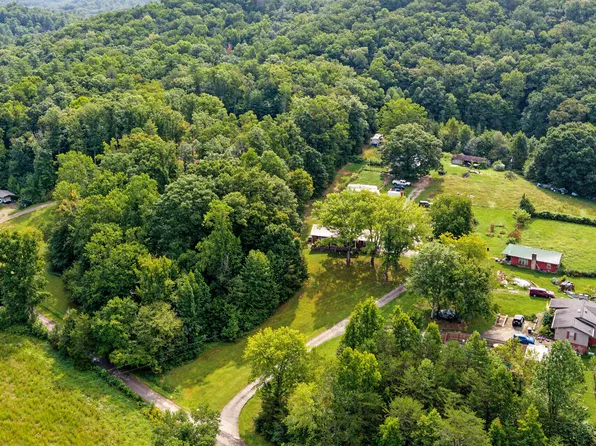 2616 Jericho Rd, Maryville, TN 37803