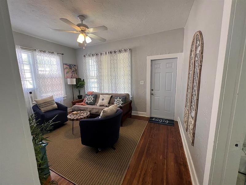 1st image of 721 N H St #1