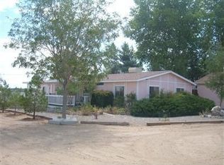 5425 Smoketree Rd, Phelan, CA 92371