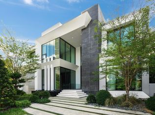 18530 N Bay Rd, Sunny Isles Beach, FL 33160