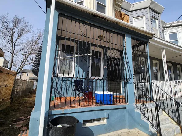 2805 Polk Ave, Camden, NJ 08105