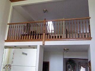 3rd image of 719 Killarney Dr