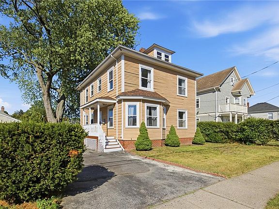 2nd image of 59 Bourne Ave