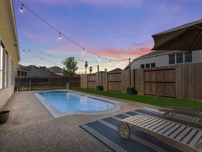 630 Castle Cove Ln, League City, TX, 77573