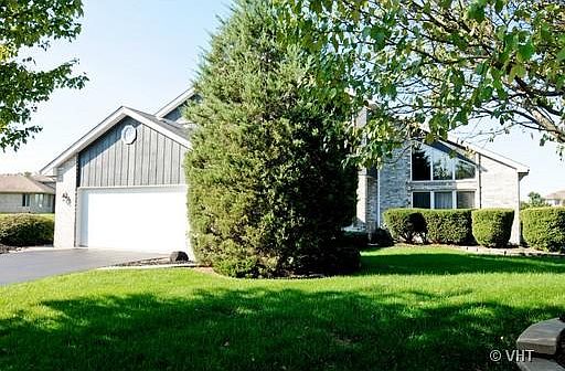 1st image of 640 W Phlox Cir