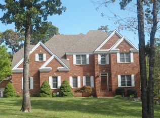 1450 Briarwood Dr, Marshfield, MO 65706