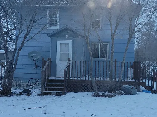 205 Court St, Flasher, ND 58535