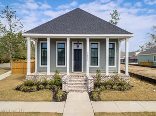 12514 Star Ln, Gulfport, MS 39503