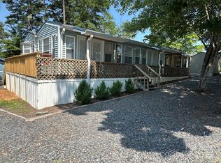 104 Pine St #201, New London, NC 28127