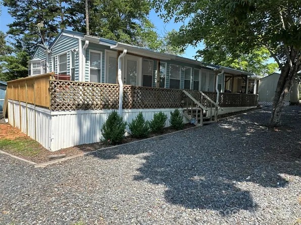 104 Pine St #201, New London, NC 28127