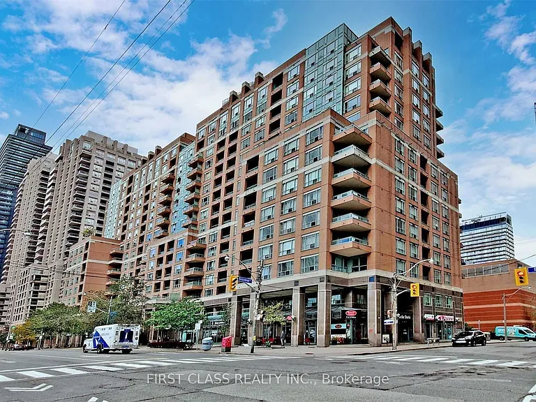 887 Bay St #1001 — Photo 1