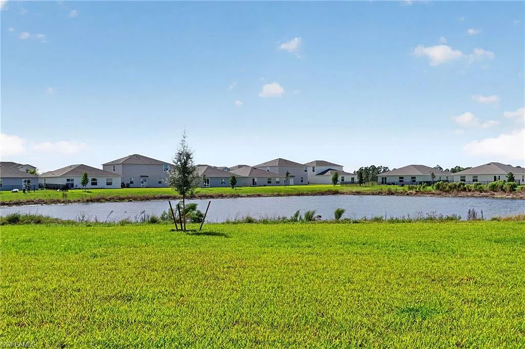 Savanna Lakes — Photo 2