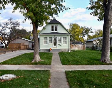 110 S Adams Ave, Pierre, SD, 57501