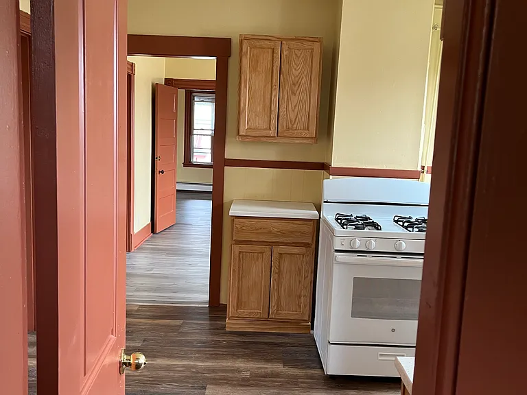 17-19 Chadwick Ave #3 — Photo 13