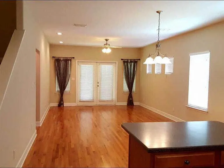 2213 Delta Ln — Photo 18