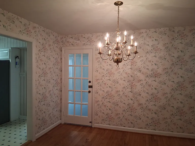 5201 Habersham St — Photo 4