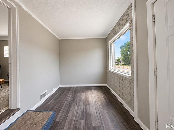 3rd image of 2648 Madison Ave