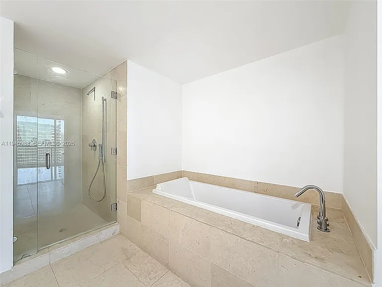 475 Brickell Ave #4215 — Photo 18