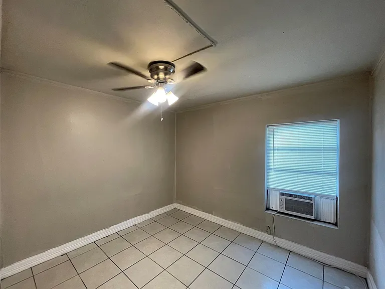 311 Randall St #1 — Photo 8