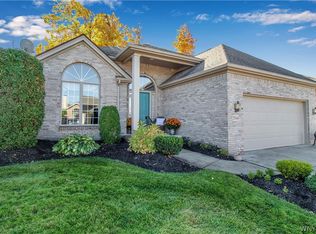 5544 Hemdale Dr, Williamsville, NY 14221