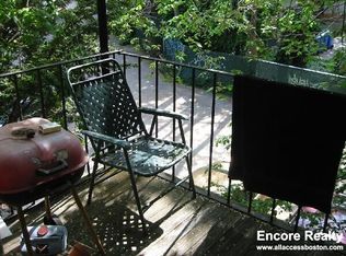 103 Gordon St APT 9, Boston, MA 02135