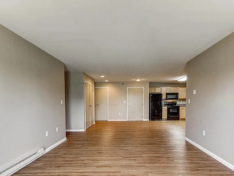 McEnroe Place Apartments — Photo 13