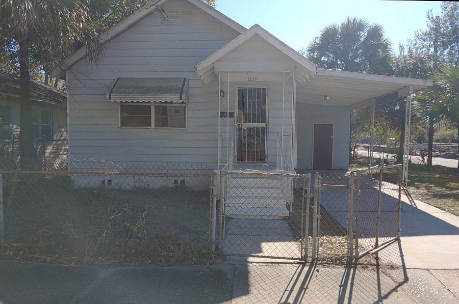 1st image of 1224 W 25th St