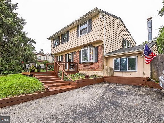 4th image of 1510 Daws Rd
